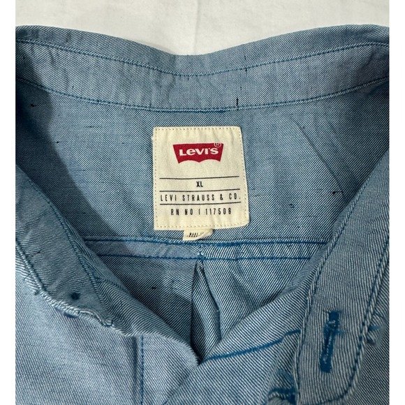Levi's Other - Levi's VintageButton Down ShirtMen XL Blue Short Sleeve Speckled‎ Snaps